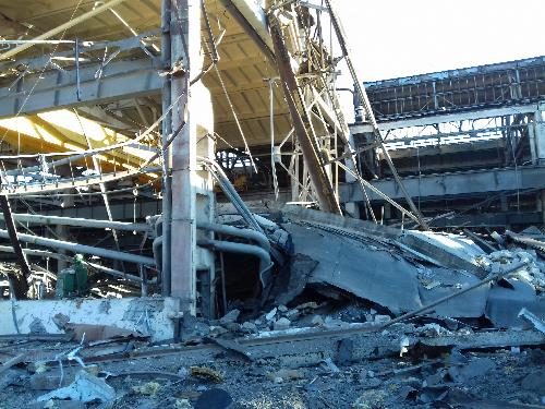Разрушения на заводе Кредмаш