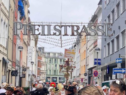 Пфайльштрассе - улица в Кельне